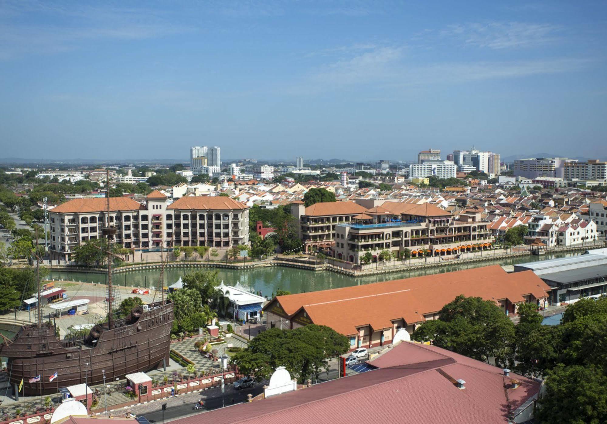 Casa Del Rio Melaka Hotell Exteriör bild